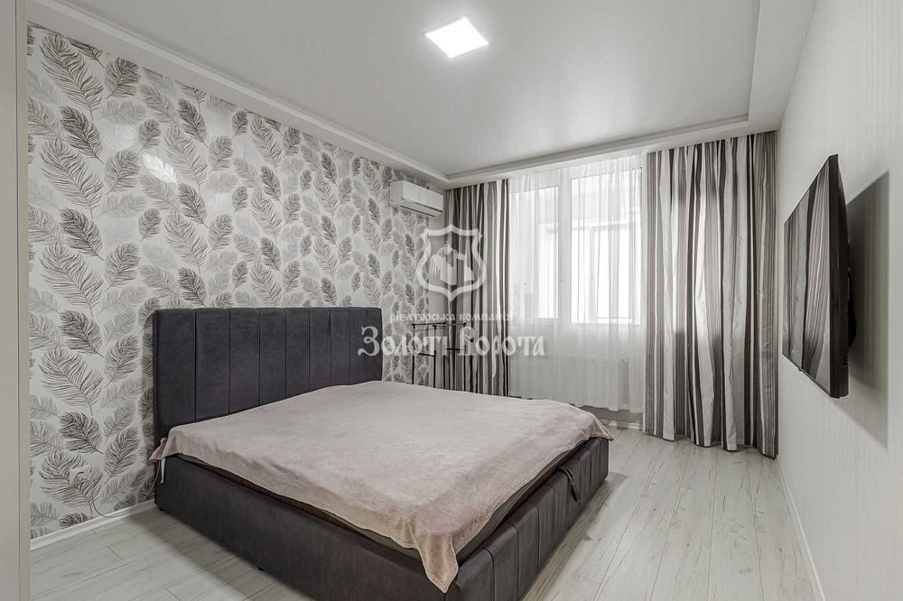 Атмосферна квартира зі зручним розташуванням та сучасним ремонтом! Софиевская Борщаговка - изображение 1