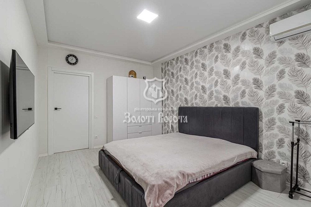 Атмосферна квартира зі зручним розташуванням та сучасним ремонтом! Софиевская Борщаговка - изображение 3