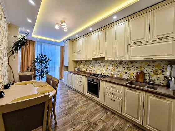 Здається 2-Х кімнатна "НОВОБУДОВА" на вул.ВОРОБКЕВИЧА (ЖК ВОДОГРАЙ). Черновцы