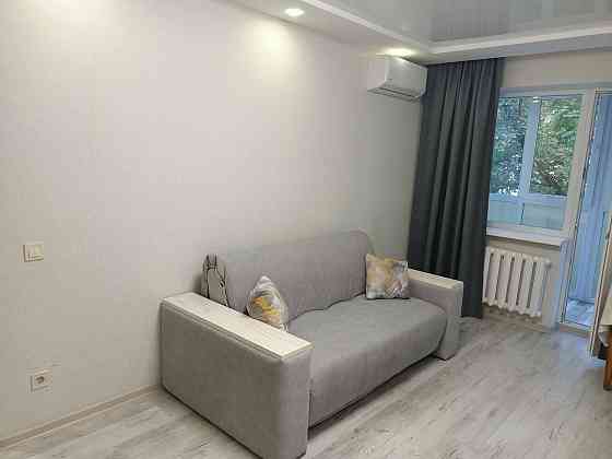 Сдам двухкомнатную квартиру в центре. Полтава