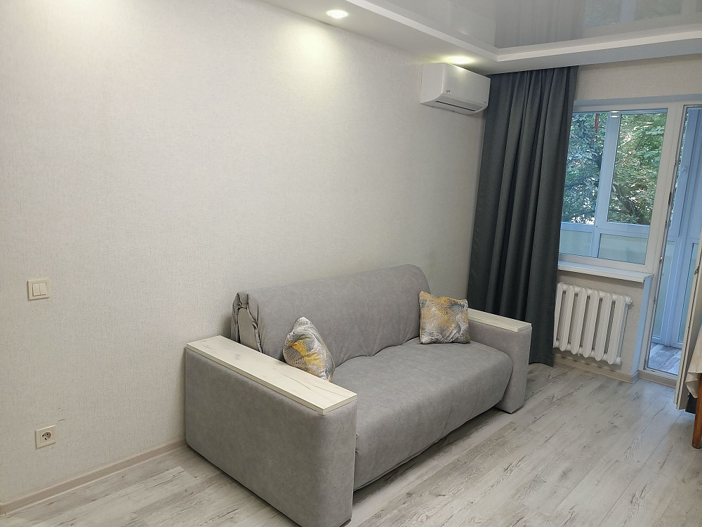 Сдам двухкомнатную квартиру в центре. Полтава - изображение 1