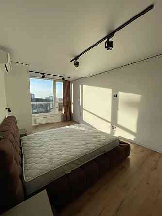 Ближній центр Зелена Парк Погулянка сонячнй оперний театр площа ринок Львів