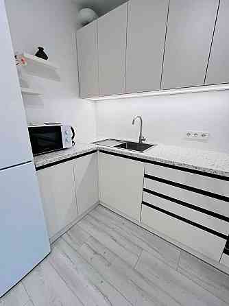 Оренда 1к, євроремонт, вул Драгоманова 1-к, місце чудове, поруч АШАН Київ