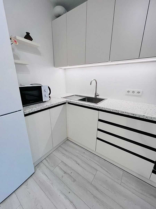 Оренда 1к, євроремонт, вул Драгоманова 1-к, місце чудове, поруч АШАН Київ - зображення 2