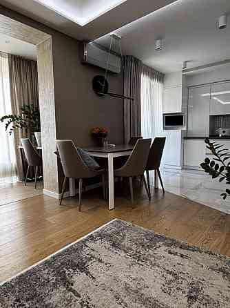 Оренда просторої квартири 140 м²  ЖК САЛЮТ Перемога-6 