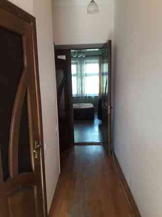 ВЛАСНИК. БЕЗ КОМІСІЇ. 1 к. квартира біля скрині з ДЕРЕВ'ЯНИМИ МЕБЛЯМИ Львів