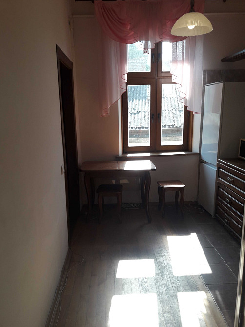 ВЛАСНИК. БЕЗ КОМІСІЇ. 1 к. квартира біля скрині з ДЕРЕВ'ЯНИМИ МЕБЛЯМИ Львів - зображення 5