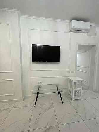 Оренда євродвушки в ЖК "Smart Plaza", 3 хв до метро КПІ Киев