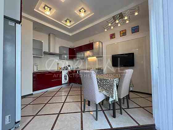 Оренда дворівневої квартири, вул. Коновальця, ЖК Митець, Печерськ Киев