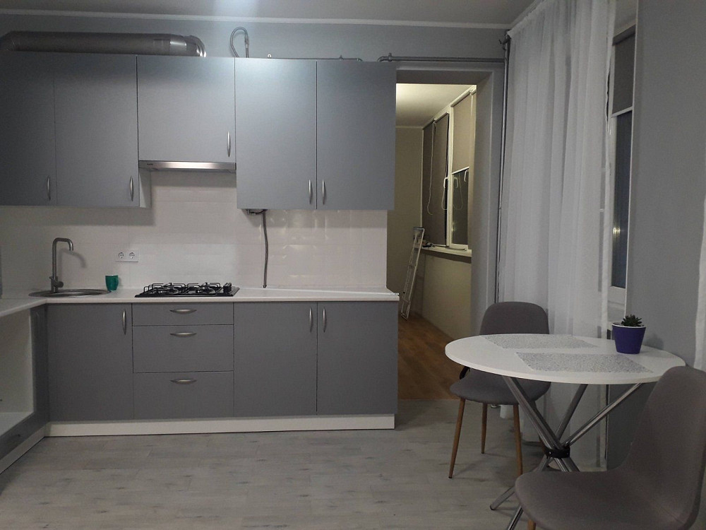 Гарна квартира в ЖК Молодіжний городок Крюківщина - зображення 1