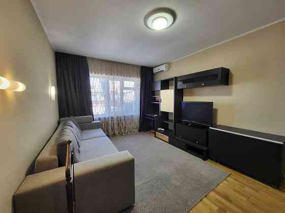 Здам 2-к центр метро Олімпійська Палац Україна Велика Васильківська 92 Киев