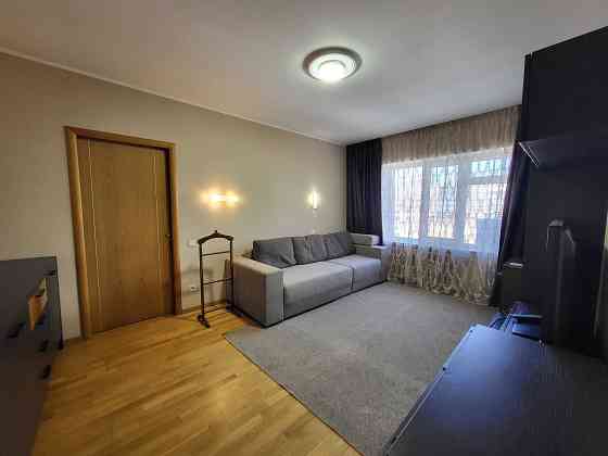 Здам 2-к центр метро Олімпійська Палац Україна Велика Васильківська 92 Киев