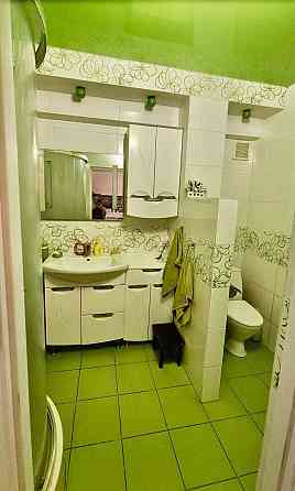 Сдам шикарную 3 к квартиру 78 м2 р-н  центр. Рынка ул. Короленко 12 Слов`янськ