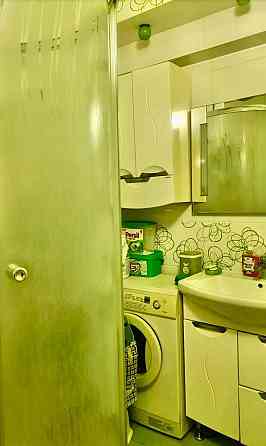 Сдам шикарную 3 к квартиру 78 м2 р-н  центр. Рынка ул. Короленко 12 Слов`янськ