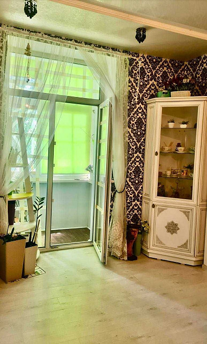 Сдам шикарную 3 к квартиру 78 м2 р-н  центр. Рынка ул. Короленко 12 Слов`янськ - зображення 4