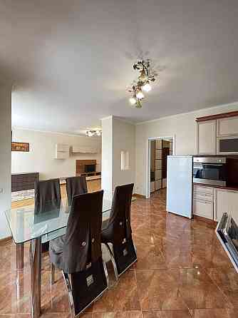 Оренда 2-к вул. Раїси Окіпної 8, метро Лівобережна 7 хв! Киев