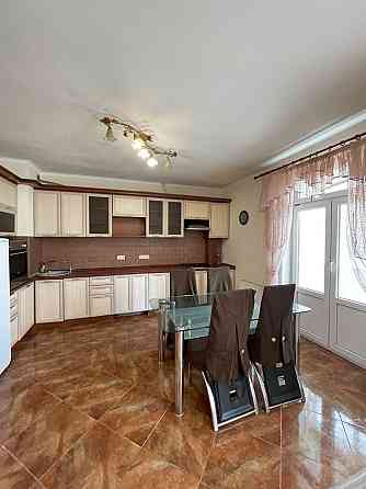 Оренда 2-к вул. Раїси Окіпної 8, метро Лівобережна 7 хв! Киев