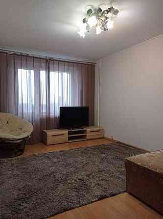 Без посредников.2-3 ком, пр-т Бажана 28а Киев