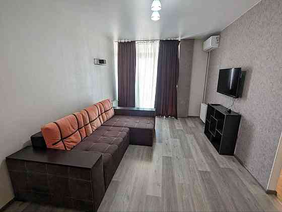 Здам 1о Центр, біля парку Шевченка, можна зняти на короткий термін Ровно