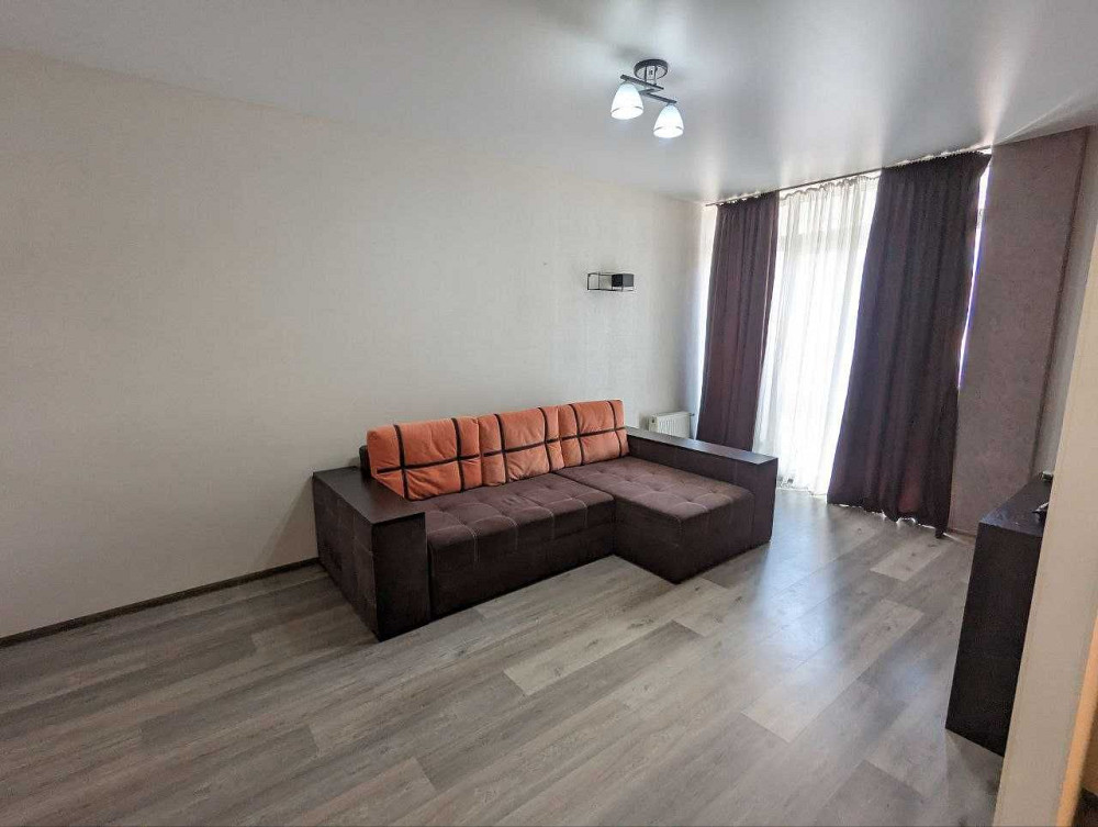 Здам 1о Центр, біля парку Шевченка, можна зняти на короткий термін Ровно - изображение 6