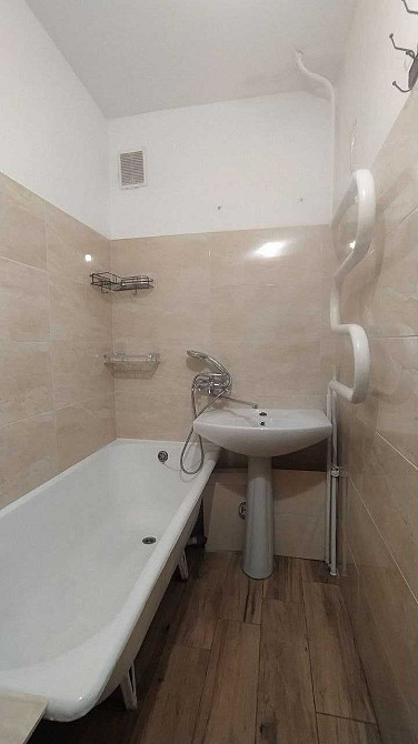 Квартира на довготривалу оренду під ваше меблювання! Луцк - изображение 5