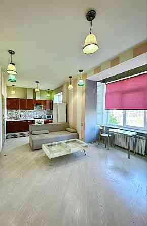 Сдам 2-х к. квартиру центр Д.Яворницкого 53а инд.газ.отопл паркоместо Днепр