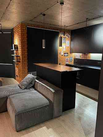 Дизайнерська Кирилівська 37 ЖК"044"   Паркінг в будинку Киев