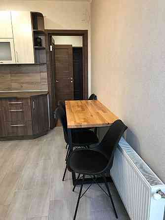 Оренда укомплектованої кватири на Щасливому Ровно