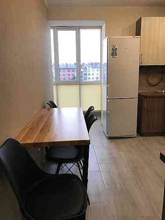 Оренда укомплектованої кватири на Щасливому Ровно