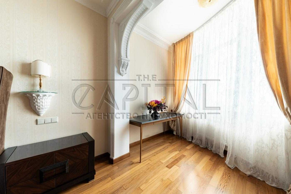 Оренда / Квартира
Київ, Шевченківський ра-н, вул. Кудрявський узвіз 3Б Киев - изображение 4