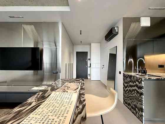 Аренда 1к, первая сдача, новый ремонт, Маккейна 1Б, Французский Киев