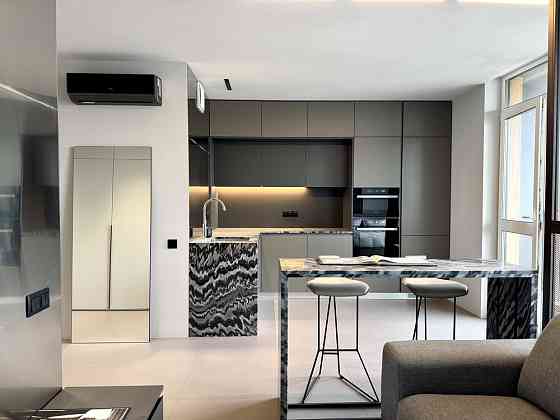 Аренда 1к, первая сдача, новый ремонт, Маккейна 1Б, Французский Киев