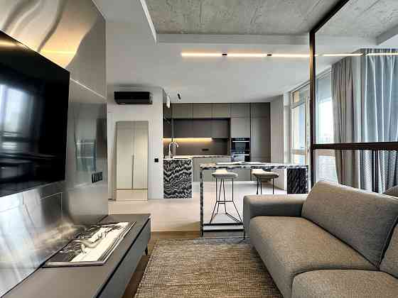 Аренда 1к, первая сдача, новый ремонт, Маккейна 1Б, Французский Киев