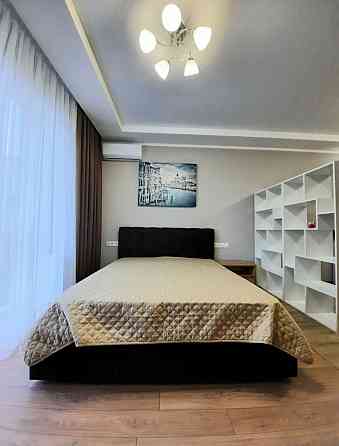 ЖК Нова Англія, 1 кімнатна, 4 пов, Максимовича 24б, Васильківська Киев