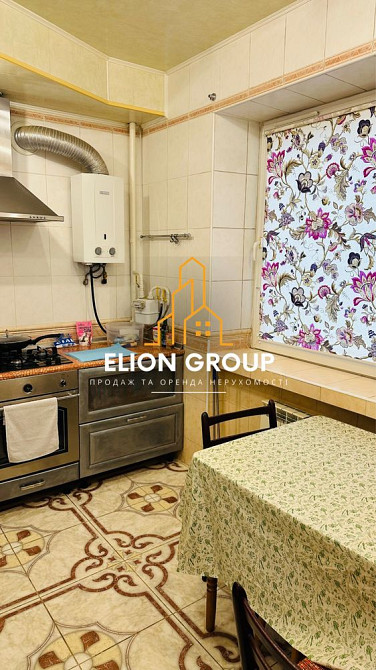 Простора 3 к. кв. центр міста Каменец-Подольский - изображение 3