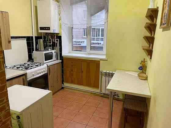 Оренда!! 2к у самому центрі міста!  поряд з " Ощадбанк" Хмельницкий