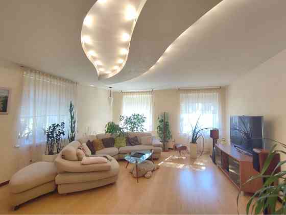 Оренда просторої 2-кімн. Липки. Печерськ. Центр. Арсенальна Киев