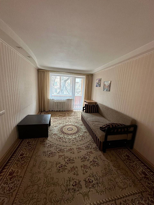 Аренда 2к квартири 45м2 2этаж метро 10мин газ балкон ванна Киев - изображение 1