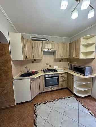 Оренда 3 кімнатної квартири у НОВОМУ РАЙОНІ  ВУЛ.Володимирська Ужгород