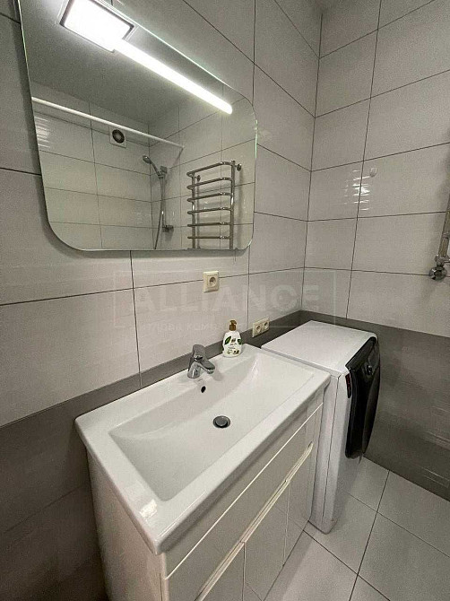 Оренда 2 кім квартири жк Листопад Ивано-Франковск - изображение 5