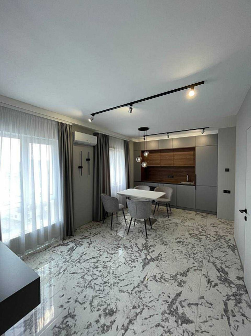 Затишна 1-к, будинок "ЛОНДОН", Нова Англія, Максимовича  28Е Киев - изображение 3