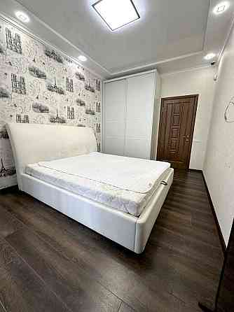 +++ Сдам 3к кв. с евроремонтом с видом на пл. Маяковского (+гараж) Запоріжжя