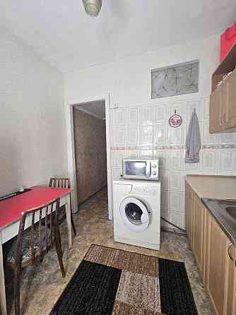 Оренда 2к затишна квартира 52м тихий центр Печерськ Либідська 10хв. Киев