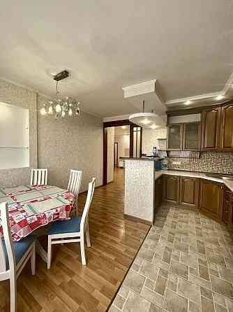 Сдам 3 ком квартиру на Подолинского. Центр. Созидатель Днепр