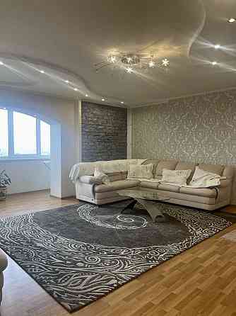 Сдам 3 ком квартиру на Подолинского. Центр. Созидатель Днепр