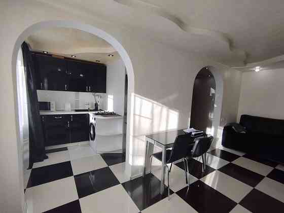 ЛЮКС 3 кімнатна квартира в районі пр. О. Поля (Кірова) Днепр