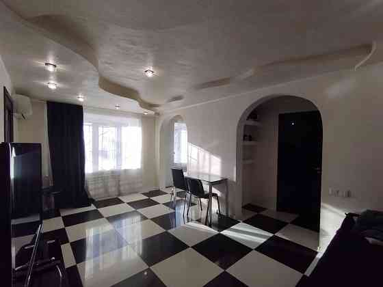 ЛЮКС 3 кімнатна квартира в районі пр. О. Поля (Кірова) Днепр