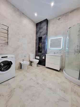 Сдам 2к кв в самом Центре Днепр