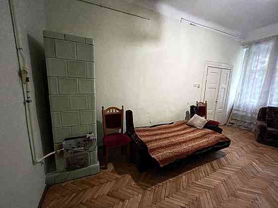 Оренда 3 кімнатної квартири по вулиці Ярослава Осмомисла, центр міста Львів