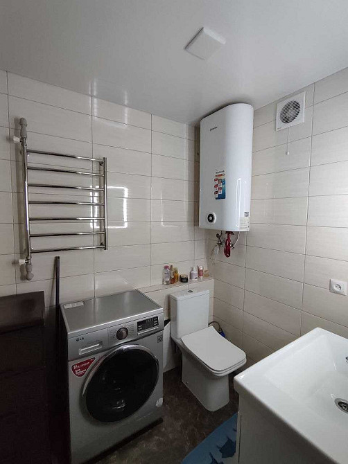 Довгострокова оренда трикімнатної квартири в центрі, бул. Шевченка 243 Черкаси - зображення 8